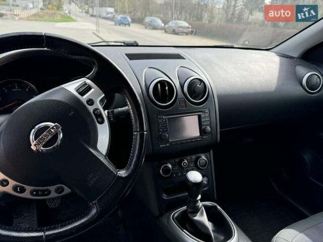 Серый Ниссан Кашкай, объемом двигателя 1.6 л и пробегом 169 тыс. км за 11200 $, фото 13 на Automoto.ua