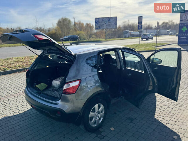 Сірий Ніссан Кашкай, об'ємом двигуна 1.6 л та пробігом 222 тис. км за 9550 $, фото 25 на Automoto.ua