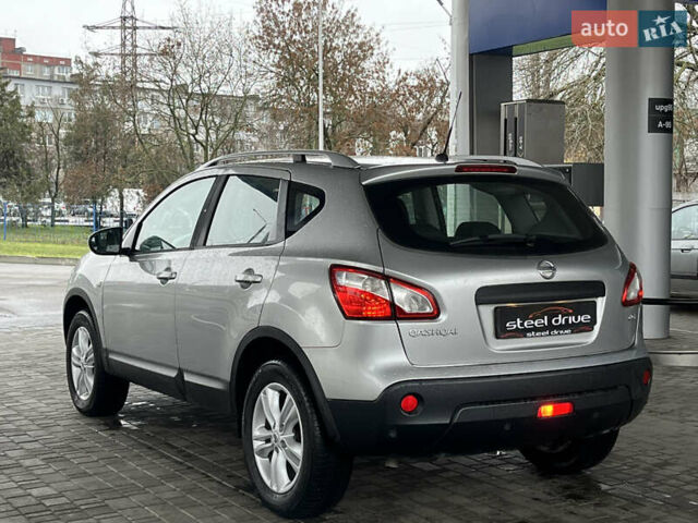 Сірий Ніссан Кашкай, об'ємом двигуна 1.5 л та пробігом 238 тис. км за 10499 $, фото 4 на Automoto.ua