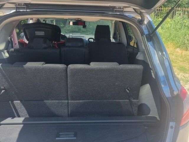 Серый Ниссан Кашкай, объемом двигателя 2 л и пробегом 127 тыс. км за 11600 $, фото 5 на Automoto.ua