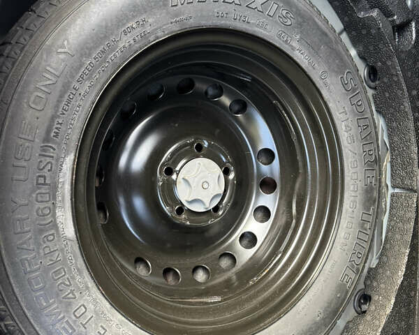 Ниссан Кашкай 2012 в Ровно на Automoto.ua Серый Ниссан Кашкай, объемом двигателя 1.5 л и пробегом 182 тыс. км за 12550 $, фото 75 на Automoto.ua