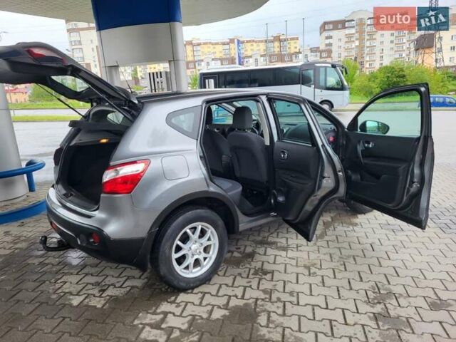 Серый Ниссан Кашкай, объемом двигателя 1.6 л и пробегом 231 тыс. км за 9999 $, фото 72 на Automoto.ua