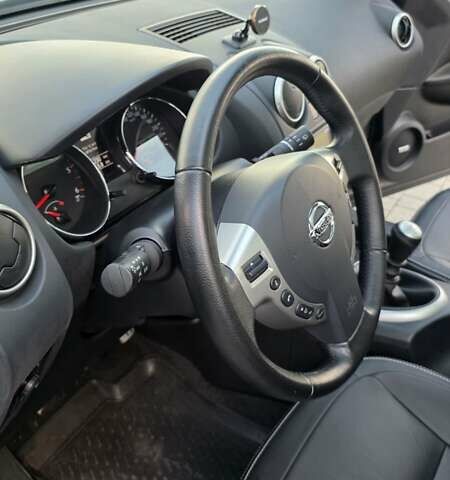 Серый Ниссан Кашкай, объемом двигателя 1.6 л и пробегом 246 тыс. км за 11600 $, фото 32 на Automoto.ua