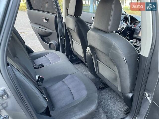 Сірий Ніссан Кашкай, об'ємом двигуна 1.6 л та пробігом 160 тис. км за 10900 $, фото 42 на Automoto.ua