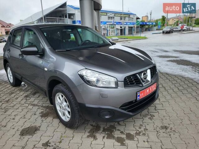 Серый Ниссан Кашкай, объемом двигателя 1.6 л и пробегом 231 тыс. км за 9999 $, фото 14 на Automoto.ua