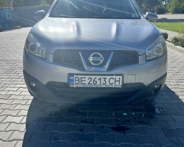 Ниссан Кашкай 2012 в Николаеве на Automoto.ua Серый Ниссан Кашкай, объемом двигателя 1.6 л и пробегом 212 тыс. км за 9700 $, фото 4 на Automoto.ua