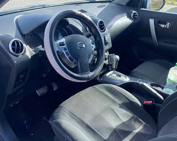 Сірий Ніссан Кашкай, об'ємом двигуна 2 л та пробігом 241 тис. км за 11450 $, фото 16 на Automoto.ua