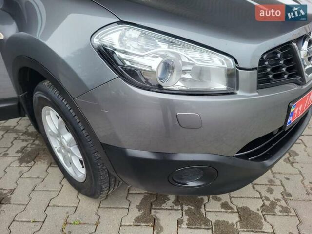 Серый Ниссан Кашкай, объемом двигателя 1.6 л и пробегом 231 тыс. км за 9999 $, фото 82 на Automoto.ua