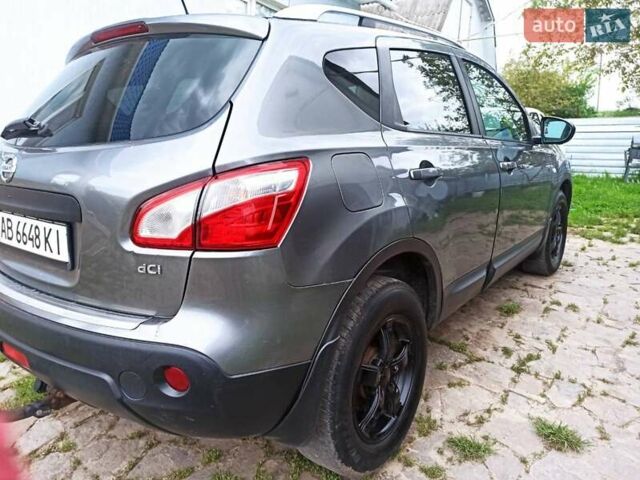 Серый Ниссан Кашкай, объемом двигателя 1.5 л и пробегом 319 тыс. км за 11200 $, фото 4 на Automoto.ua