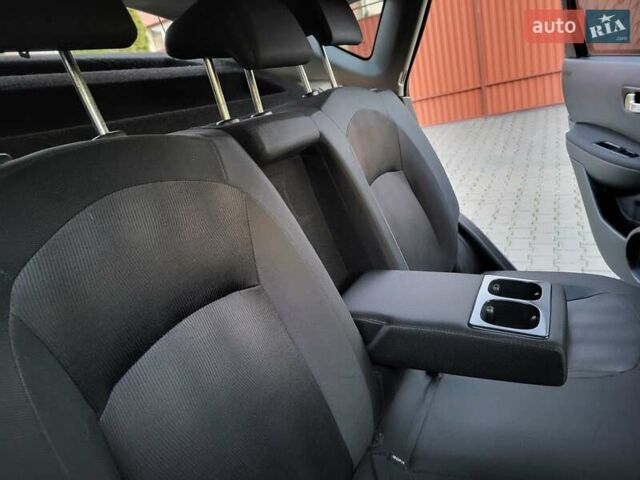 Сірий Ніссан Кашкай, об'ємом двигуна 1.5 л та пробігом 222 тис. км за 9600 $, фото 86 на Automoto.ua