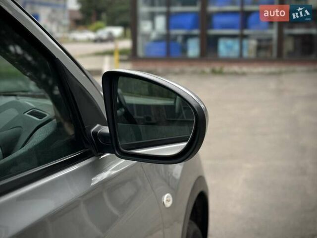 Серый Ниссан Кашкай, объемом двигателя 1.5 л и пробегом 213 тыс. км за 12500 $, фото 62 на Automoto.ua