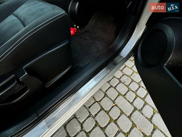 Серый Ниссан Кашкай, объемом двигателя 1.5 л и пробегом 200 тыс. км за 11599 $, фото 88 на Automoto.ua