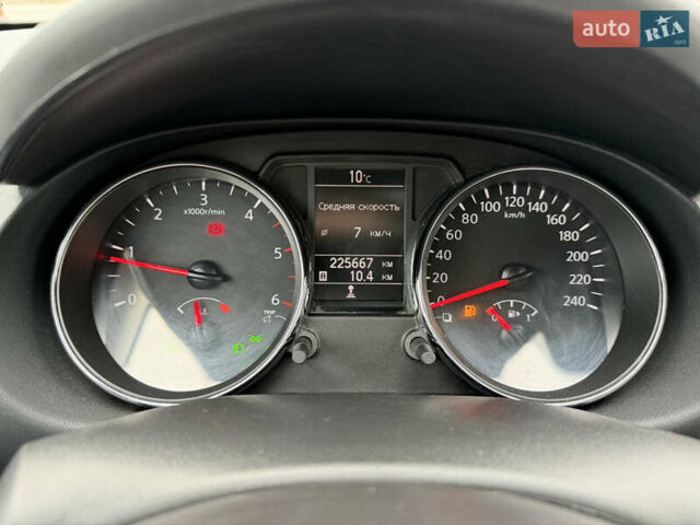 Сірий Ніссан Кашкай, об'ємом двигуна 1.5 л та пробігом 199 тис. км за 11300 $, фото 61 на Automoto.ua