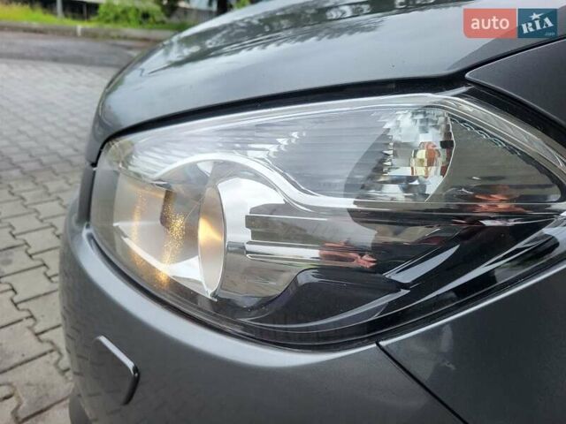 Серый Ниссан Кашкай, объемом двигателя 1.6 л и пробегом 231 тыс. км за 9999 $, фото 161 на Automoto.ua