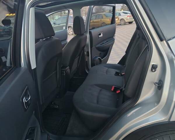 Серый Ниссан Кашкай, объемом двигателя 1.6 л и пробегом 207 тыс. км за 10200 $, фото 22 на Automoto.ua