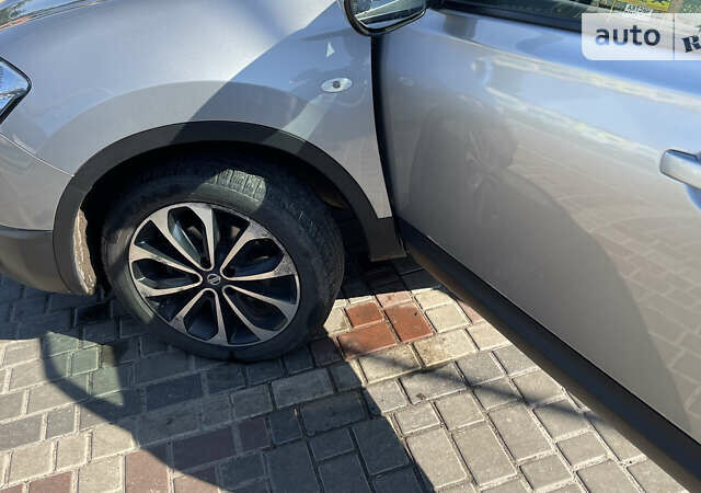 Серый Ниссан Кашкай, объемом двигателя 1.46 л и пробегом 241 тыс. км за 10300 $, фото 30 на Automoto.ua