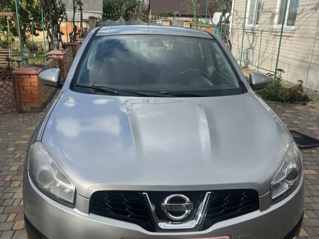 Сірий Ніссан Кашкай, об'ємом двигуна 1.5 л та пробігом 221 тис. км за 10299 $, фото 5 на Automoto.ua