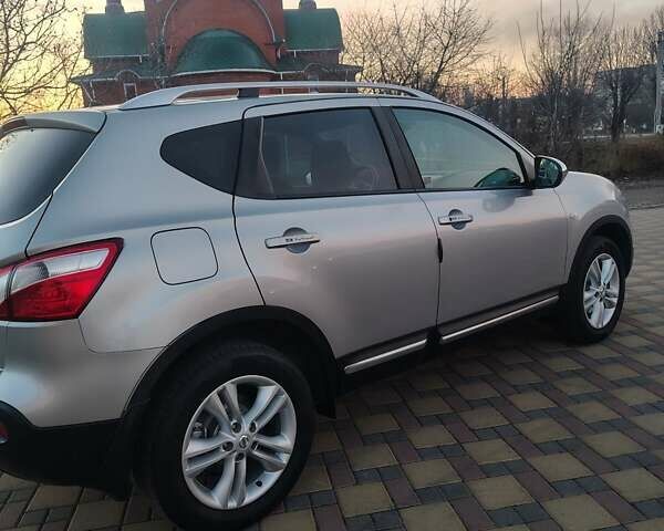 Серый Ниссан Кашкай, объемом двигателя 1.6 л и пробегом 207 тыс. км за 10200 $, фото 9 на Automoto.ua