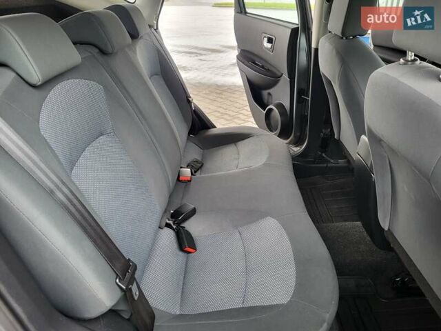 Серый Ниссан Кашкай, объемом двигателя 1.6 л и пробегом 231 тыс. км за 9999 $, фото 111 на Automoto.ua