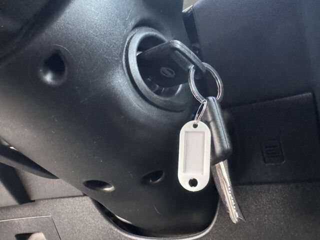 Серый Ниссан Кашкай, объемом двигателя 1.6 л и пробегом 191 тыс. км за 11250 $, фото 20 на Automoto.ua