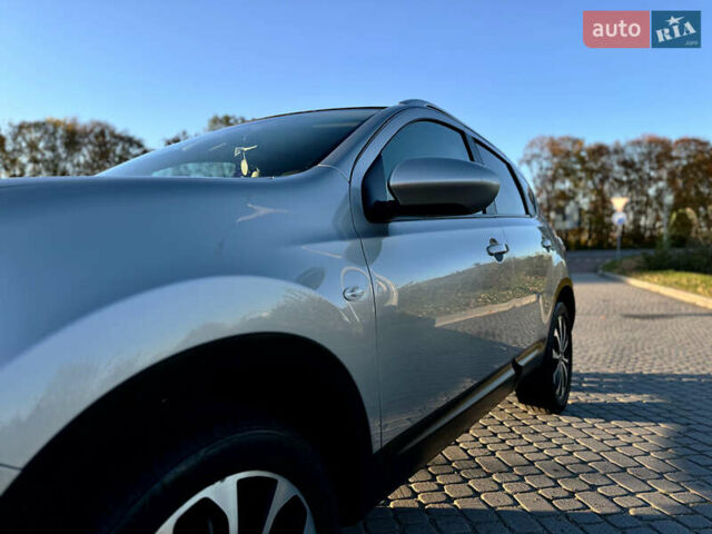Серый Ниссан Кашкай, объемом двигателя 1.5 л и пробегом 200 тыс. км за 11699 $, фото 12 на Automoto.ua