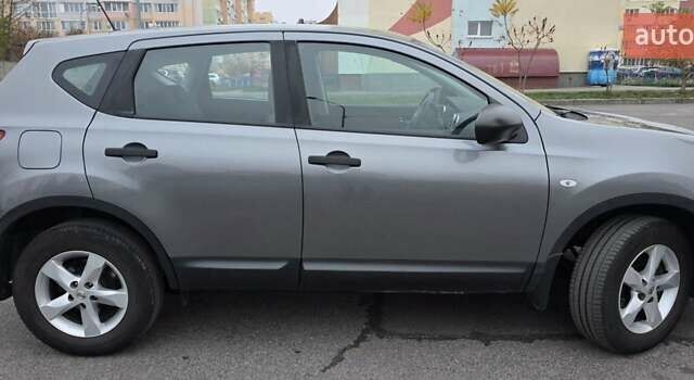 Сірий Ніссан Кашкай, об'ємом двигуна 1.6 л та пробігом 125 тис. км за 10800 $, фото 9 на Automoto.ua