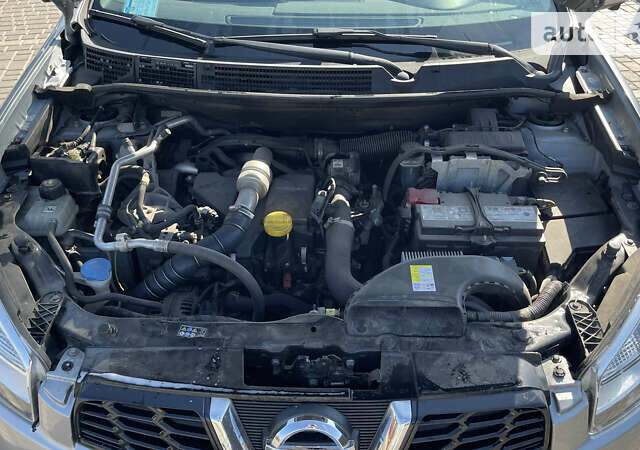 Серый Ниссан Кашкай, объемом двигателя 1.46 л и пробегом 241 тыс. км за 10300 $, фото 18 на Automoto.ua