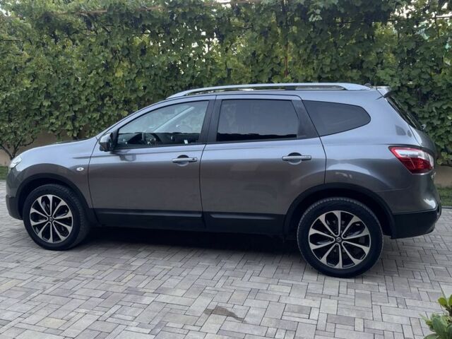 Серый Ниссан Кашкай, объемом двигателя 1.6 л и пробегом 191 тыс. км за 11250 $, фото 4 на Automoto.ua