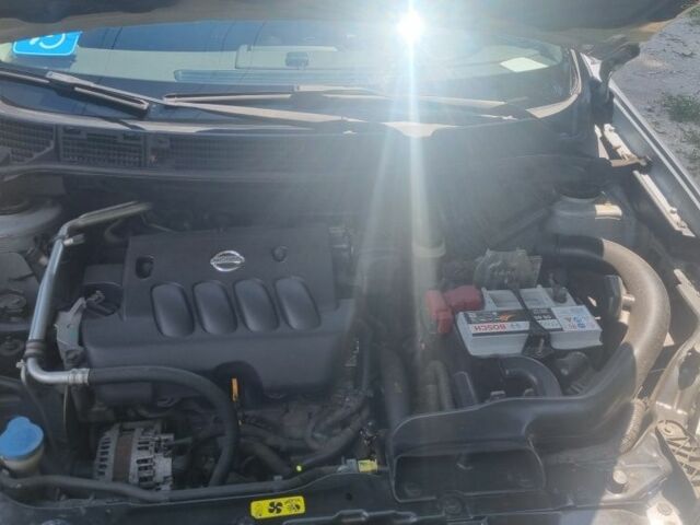 Серый Ниссан Кашкай, объемом двигателя 2 л и пробегом 127 тыс. км за 11600 $, фото 17 на Automoto.ua