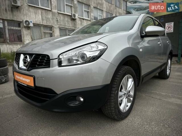 Серый Ниссан Кашкай, объемом двигателя 1.5 л и пробегом 213 тыс. км за 12500 $, фото 38 на Automoto.ua