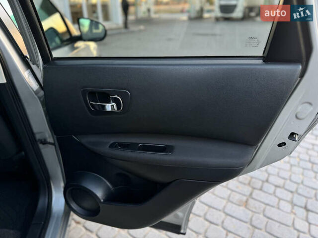 Серый Ниссан Кашкай, объемом двигателя 1.5 л и пробегом 200 тыс. км за 11599 $, фото 102 на Automoto.ua