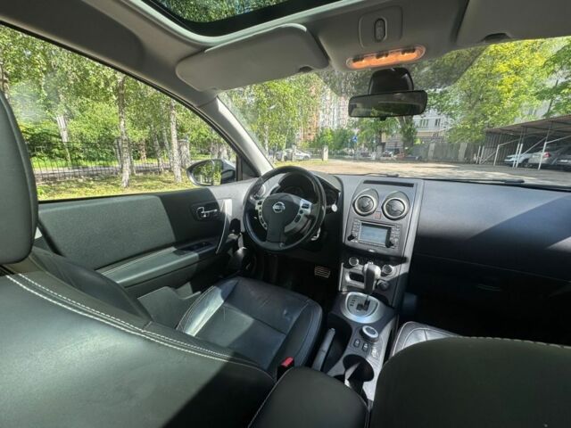 Серый Ниссан Кашкай, объемом двигателя 1.6 л и пробегом 180 тыс. км за 10400 $, фото 5 на Automoto.ua