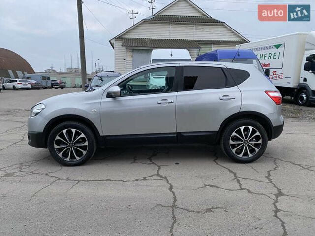 Серый Ниссан Кашкай, объемом двигателя 1.5 л и пробегом 174 тыс. км за 11190 $, фото 2 на Automoto.ua