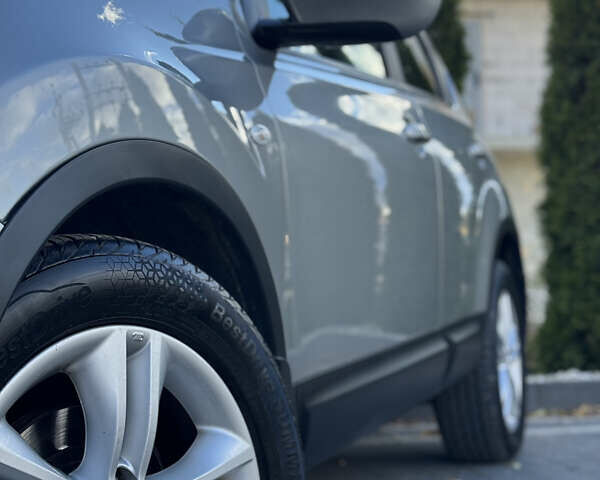 Серый Ниссан Кашкай, объемом двигателя 1.5 л и пробегом 264 тыс. км за 9299 $, фото 3 на Automoto.ua