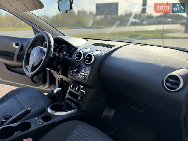 Сірий Ніссан Кашкай, об'ємом двигуна 1.6 л та пробігом 222 тис. км за 9550 $, фото 18 на Automoto.ua