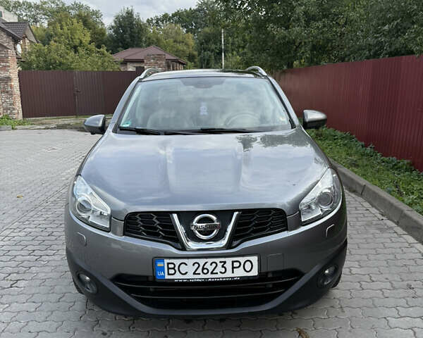Серый Ниссан Кашкай, объемом двигателя 1.6 л и пробегом 191 тыс. км за 12550 $, фото 1 на Automoto.ua