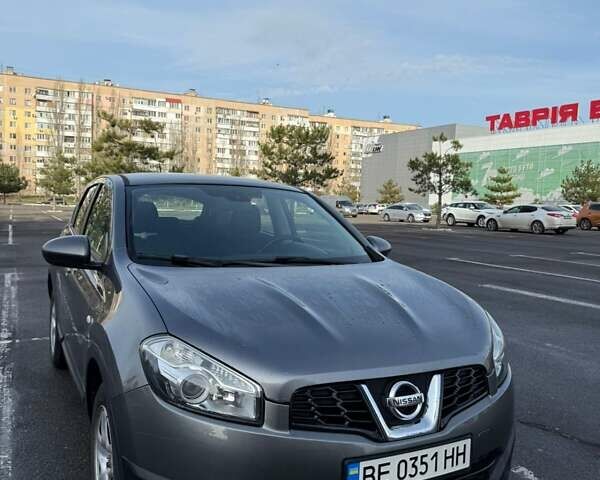 Серый Ниссан Кашкай, объемом двигателя 1.5 л и пробегом 184 тыс. км за 12500 $, фото 3 на Automoto.ua