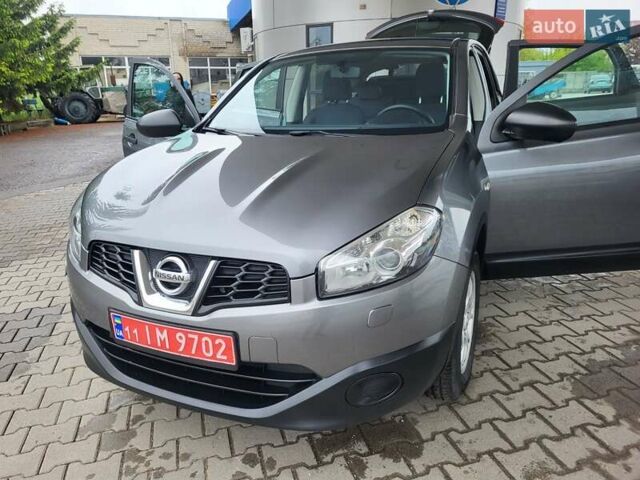 Серый Ниссан Кашкай, объемом двигателя 1.6 л и пробегом 231 тыс. км за 9999 $, фото 58 на Automoto.ua