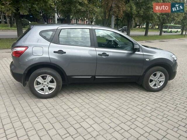 Сірий Ніссан Кашкай, об'ємом двигуна 1.5 л та пробігом 237 тис. км за 9350 $, фото 5 на Automoto.ua