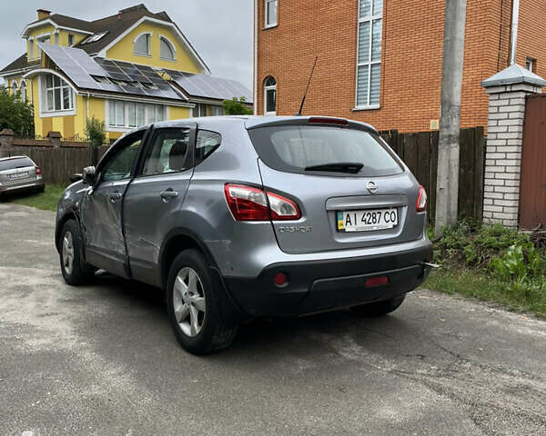 Серый Ниссан Кашкай, объемом двигателя 1.6 л и пробегом 217 тыс. км за 6500 $, фото 7 на Automoto.ua