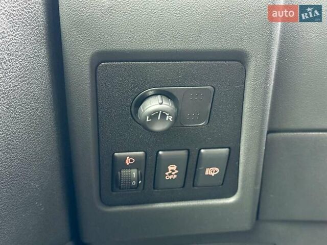 Сірий Ніссан Кашкай, об'ємом двигуна 1.6 л та пробігом 128 тис. км за 9900 $, фото 18 на Automoto.ua