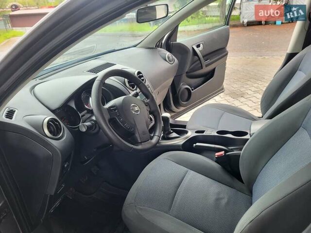 Серый Ниссан Кашкай, объемом двигателя 1.6 л и пробегом 231 тыс. км за 9999 $, фото 88 на Automoto.ua