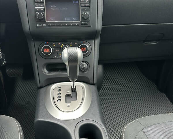 Серый Ниссан Кашкай, объемом двигателя 2 л и пробегом 219 тыс. км за 9950 $, фото 13 на Automoto.ua