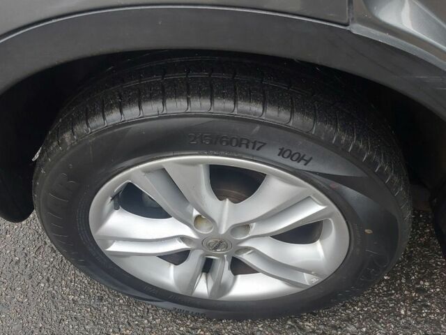 Сірий Ніссан Кашкай, об'ємом двигуна 1.6 л та пробігом 149 тис. км за 11500 $, фото 9 на Automoto.ua