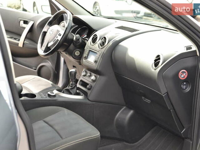 Серый Ниссан Кашкай, объемом двигателя 2 л и пробегом 143 тыс. км за 10999 $, фото 22 на Automoto.ua