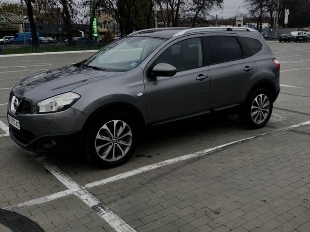 Серый Ниссан Кашкай, объемом двигателя 1.6 л и пробегом 261 тыс. км за 11100 $, фото 1 на Automoto.ua