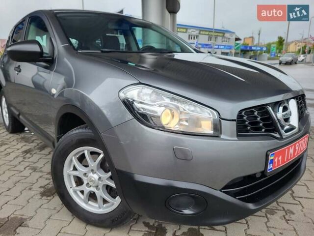Серый Ниссан Кашкай, объемом двигателя 1.6 л и пробегом 231 тыс. км за 9999 $, фото 8 на Automoto.ua
