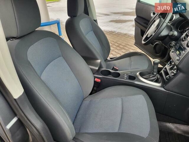 Серый Ниссан Кашкай, объемом двигателя 1.6 л и пробегом 231 тыс. км за 9999 $, фото 125 на Automoto.ua