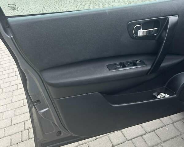 Сірий Ніссан Кашкай, об'ємом двигуна 1.5 л та пробігом 237 тис. км за 9350 $, фото 22 на Automoto.ua
