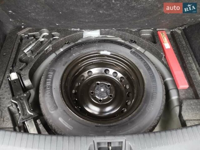 Сірий Ніссан Кашкай, об'ємом двигуна 1.6 л та пробігом 247 тис. км за 9650 $, фото 19 на Automoto.ua